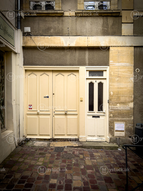 Door Number Four – Rue des Cuisiniers, Bayeux